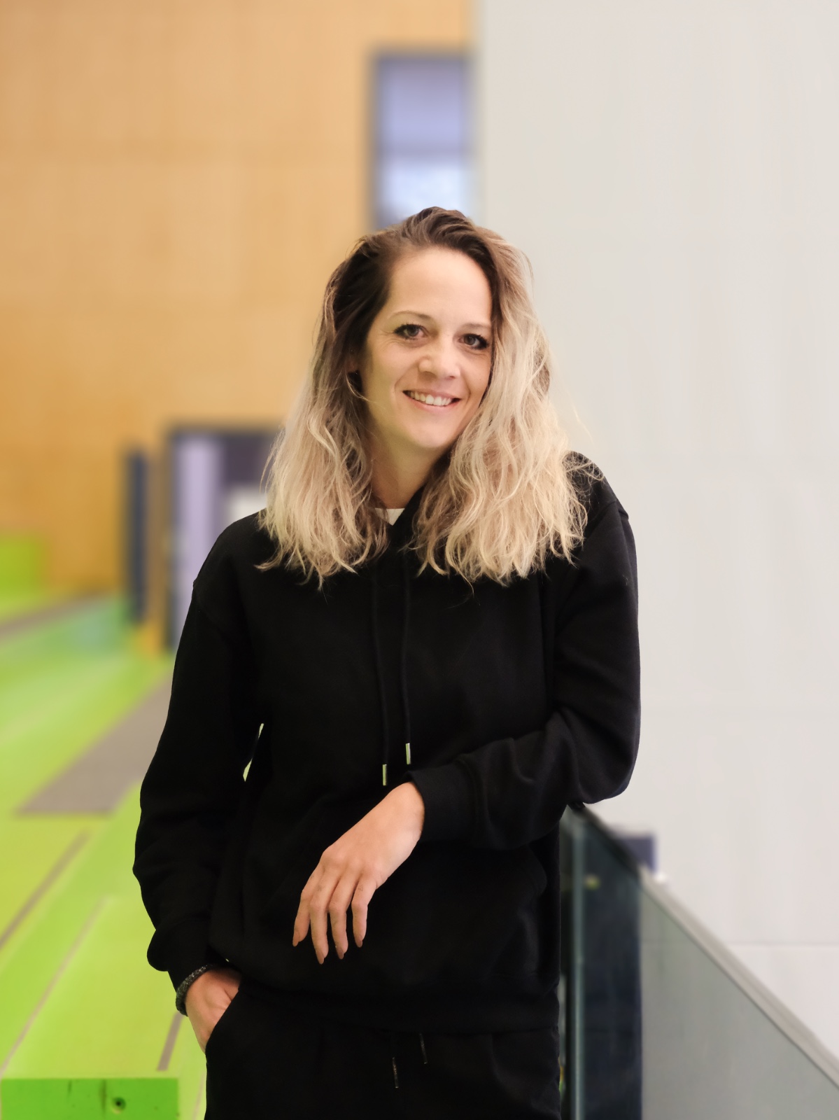 Car_web.jpeg Car_web